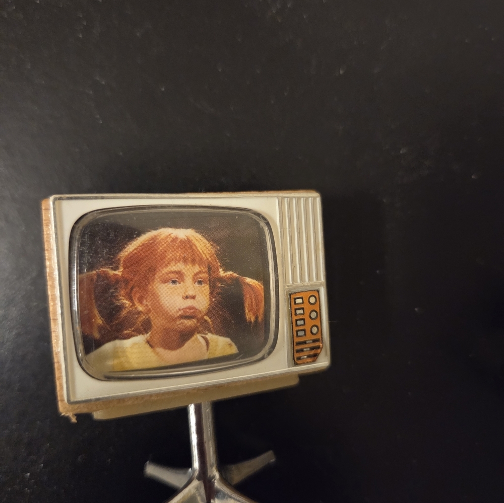 Miniatures - Picture 2 of 6